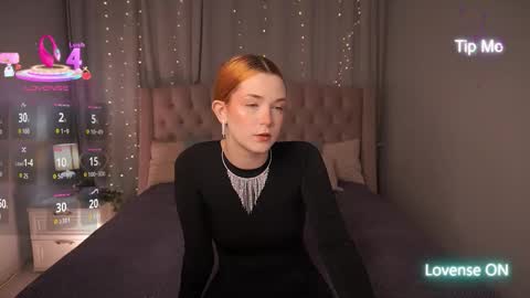  Ava  online show from 11/17/25, 12:55