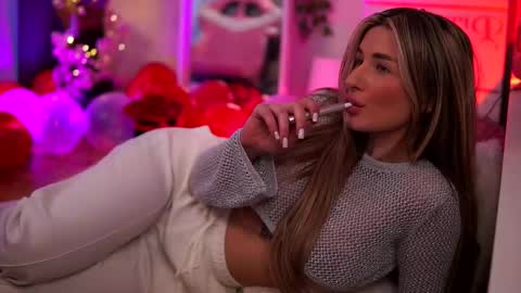 Snapshot of avashay chatting on 02/15/25, 05:41 Carina online show from 02/15/25, 05:41