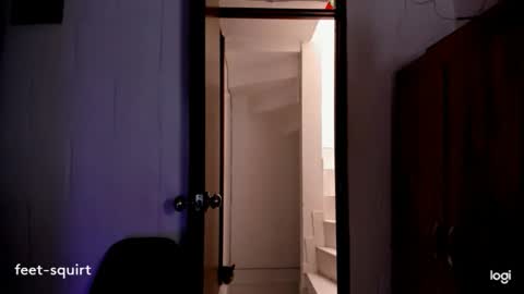 Valery -- online show from 12/13/25, 08:25