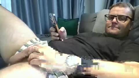 averagejoe2025 online show from 04/17/26, 12:57