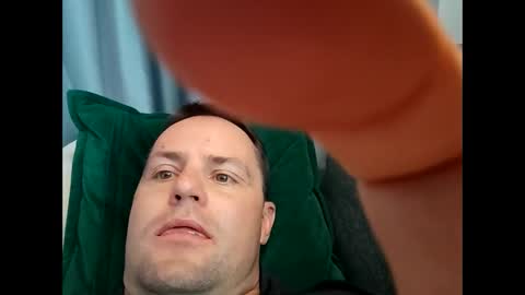 averagejoe2025 online show from 04/21/26, 02:51