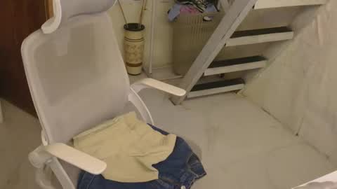 Rhian online show from 06/02/26, 05:26