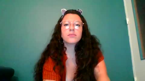 Snapshot of averagewifey chatting on 07/12/26, 03:14 averagewifey online show from 07/12/26, 03:14