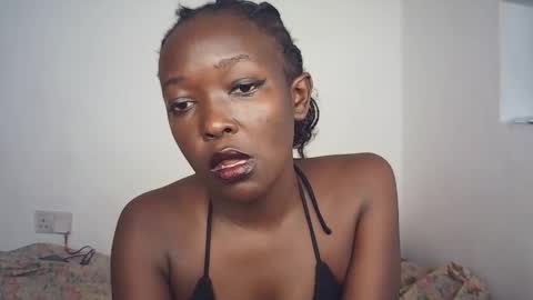 averrine online show from 03/25/26, 08:53