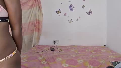 averrine online show from 04/09/26, 07:36