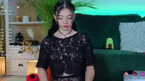 Snapshot of averywillow chatting on 10/16/25, 03:07 AveryWillow online show from 10/16/25, 03:07