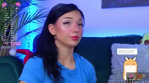 Snapshot of averywillow chatting on 12/03/25, 04:27 AveryWillow online show from 12/03/25, 04:27