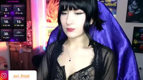 Saraaaa independent model 3 online show from 03/11/25, 05:27