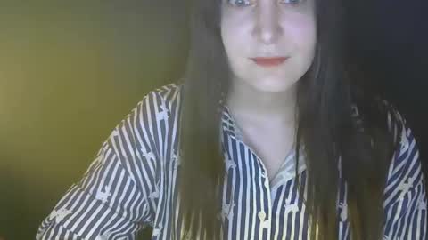 avialenne online show from 03/28/26, 05:56