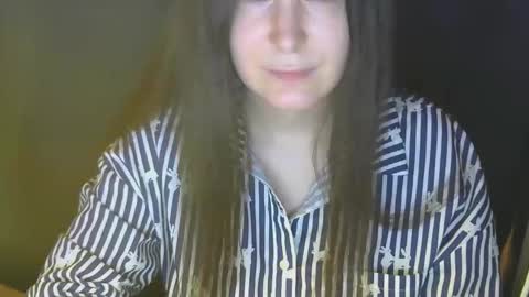 avialenne online show from 03/29/26, 05:24