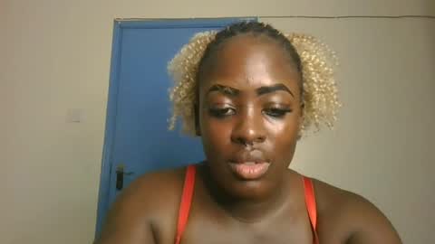 avian_babe1 online show from 07/28/26, 06:20