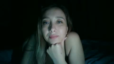 Snapshot of avinelra chatting on 04/16/26, 03:57 avinelra online show from 04/16/26, 03:57