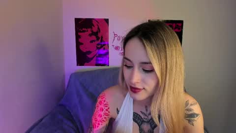 Aviva online show from 03/29/26, 04:40