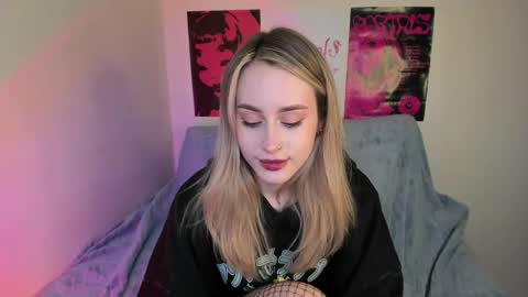 Aviva online show from 04/16/26, 09:39