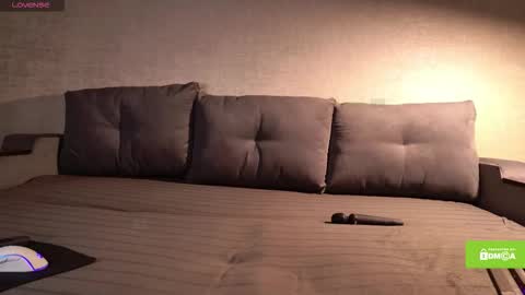 avr0ria online show from 11/21/25, 03:27