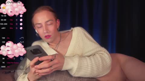 Snapshot of avril_pearly_ chatting on 02/04/25, 10:55 avril_pearly_ online show from 02/04/25, 10:55