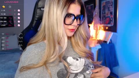 Avrill Morgan online show from 02/06/25, 08:13