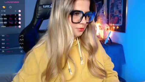 Avrill Morgan online show from 03/05/25, 08:00