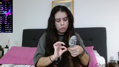 Avril Thompson online show from 01/29/25, 12:12