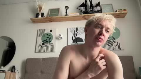 Avrora Jessie online show from 04/11/26, 07:02