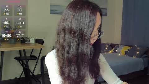 Snapshot of avroraromance chatting on 12/02/24, 01:35 Avrora online show from 12/02/24, 01:35