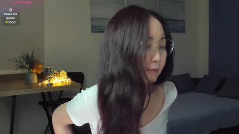 Snapshot of avroraromance chatting on 12/07/24, 05:31 Avrora online show from 12/07/24, 05:31