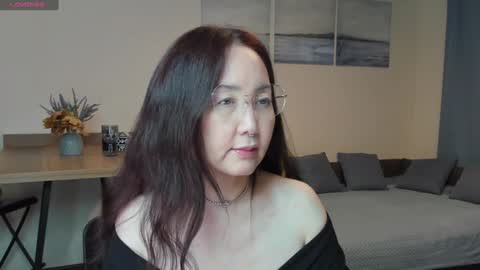 Snapshot of avroraromance chatting on 01/14/25, 05:45 Avrora online show from 01/14/25, 05:45