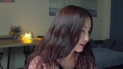 Snapshot of avroraromance chatting on 01/24/25, 12:52 Avrora online show from 01/24/25, 12:52