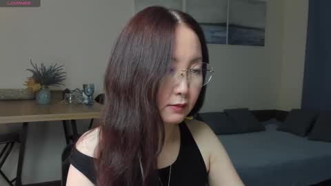 Snapshot of avroraromance chatting on 02/12/25, 05:16 Avrora online show from 02/12/25, 05:16