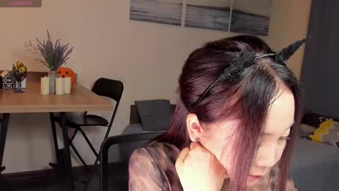 Snapshot of avroraromance chatting on 11/06/25, 11:11 Avrora online show from 11/06/25, 11:11