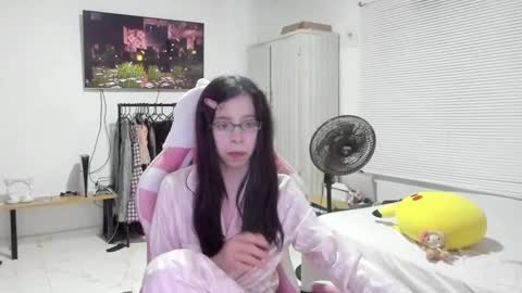 katy online show from 02/06/25, 02:44