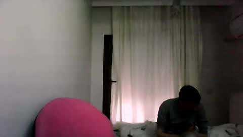 Snapshot of awesenheit chatting on 05/11/26, 04:48 awesenheit online show from 05/11/26, 04:48