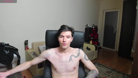 Justin online show from 12/24/24, 12:44