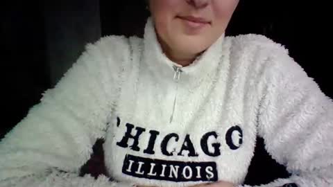 Snapshot of awesomeladyy chatting on 12/28/24, 10:14 awesomeladyy online show from 12/28/24, 10:14