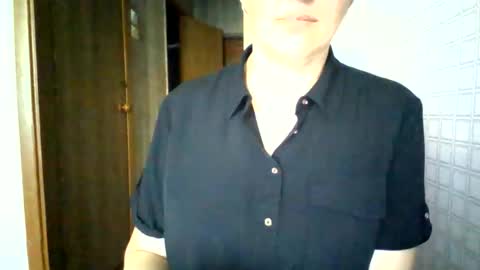 awesomeladyy online show from 06/06/26, 07:35
