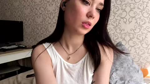 Bella online show from 05/20/26, 11:05