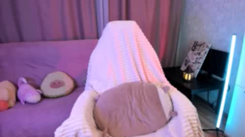 Snapshot of awocato chatting on 10/04/25, 08:07 Alia online show from 10/04/25, 08:07