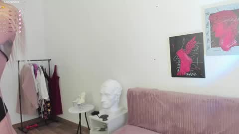 Emily online show from 01/08/25, 04:44