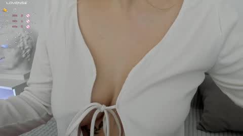 Emily online show from 01/23/25, 02:33