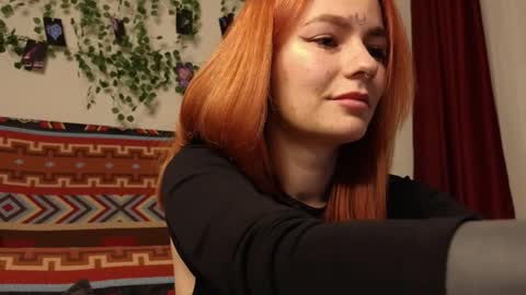 Snapshot of aww_burn chatting on 12/03/25, 01:46 Tris online show from 12/03/25, 01:46