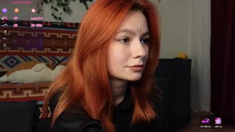 Snapshot of aww_burn chatting on 12/21/25, 02:41 Tris online show from 12/21/25, 02:41