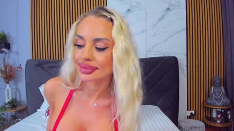 Ella online show from 12/16/24, 09:14