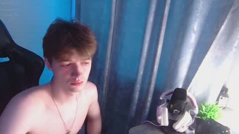 axel_0ne online show from 06/13/26, 10:29