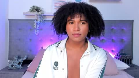 AXEL  online show from 05/19/26, 08:59
