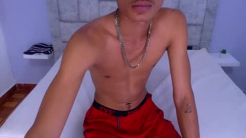 axel_diamond online show from 02/20/25, 04:14