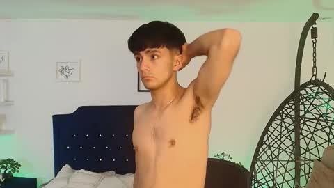 Snapshot of axel_draven chatting on 10/24/25, 11:23 axel_draven online show from 10/24/25, 11:23