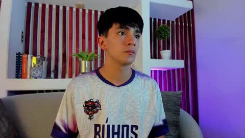 Snapshot of axel_draven chatting on 11/21/25, 11:31 axel_draven online show from 11/21/25, 11:31