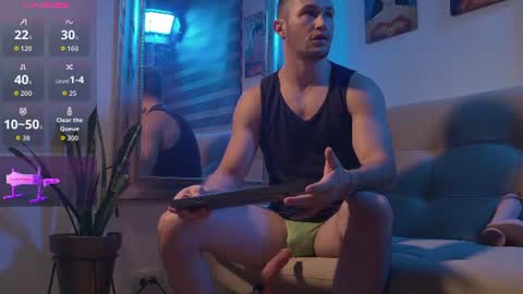 Snapshot of axel_fairchaild chatting on 06/21/26, 11:02 Axel Fairchaild online show from 06/21/26, 11:02