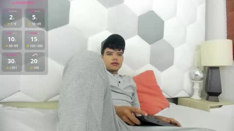 Axel Forte online show from 12/17/25, 12:44