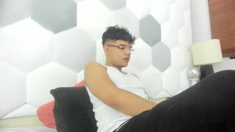 Axel Forte online show from 01/17/26, 01:27